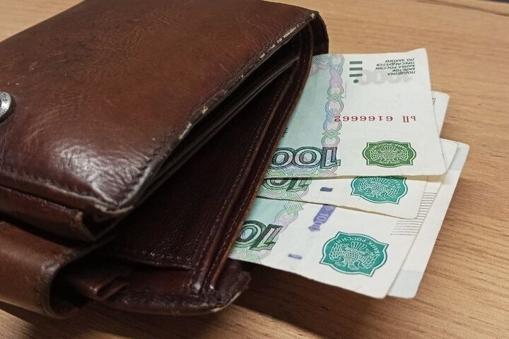 Девушка пошла на преступление, считая, что спасает семью от уголовного преследования