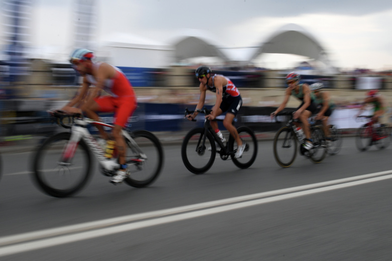 Исполком World Triathlon допустил российских триатлонистов до соревнований