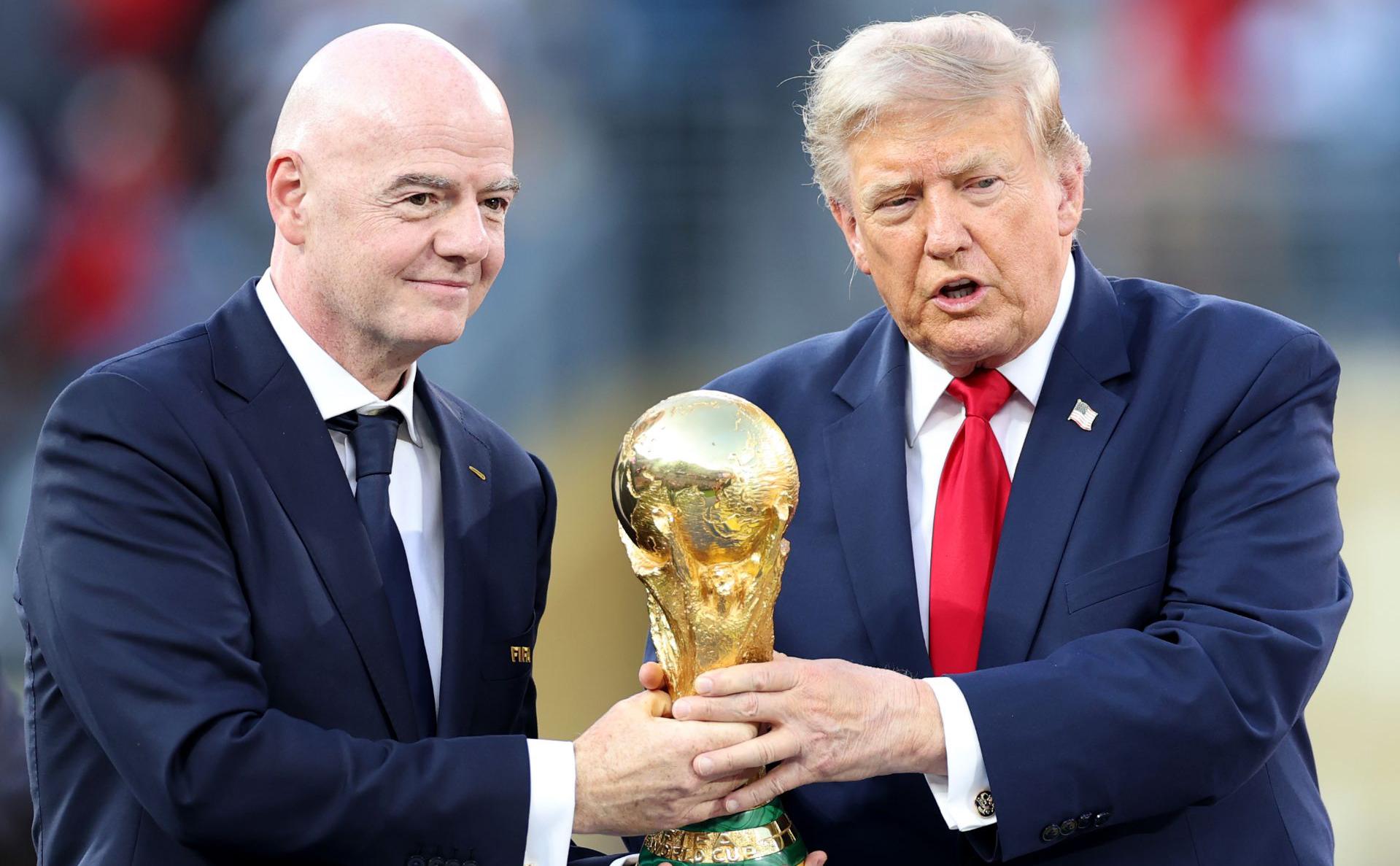 Трамп назвал ошибкой возможный уход Инфантино с поста президента ФИФА