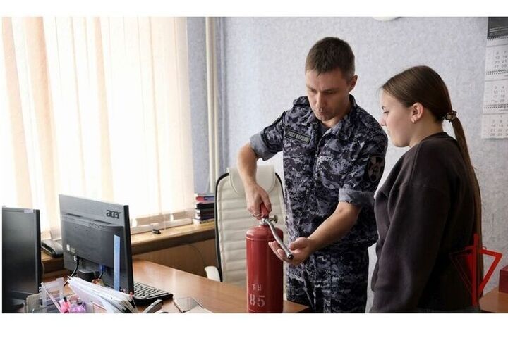Смоленские росгвардейцы провели совместную с МЧС тренировку