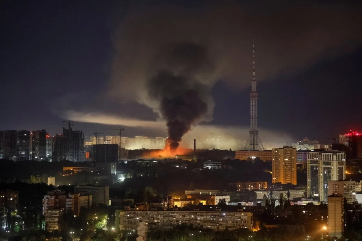 Удары возмездия пролились дождём смерти. Фото горящего Киева похожи на ад