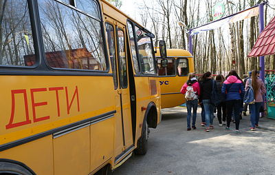 В Оренбуржье школьные автобусы будут заправлять вне очереди