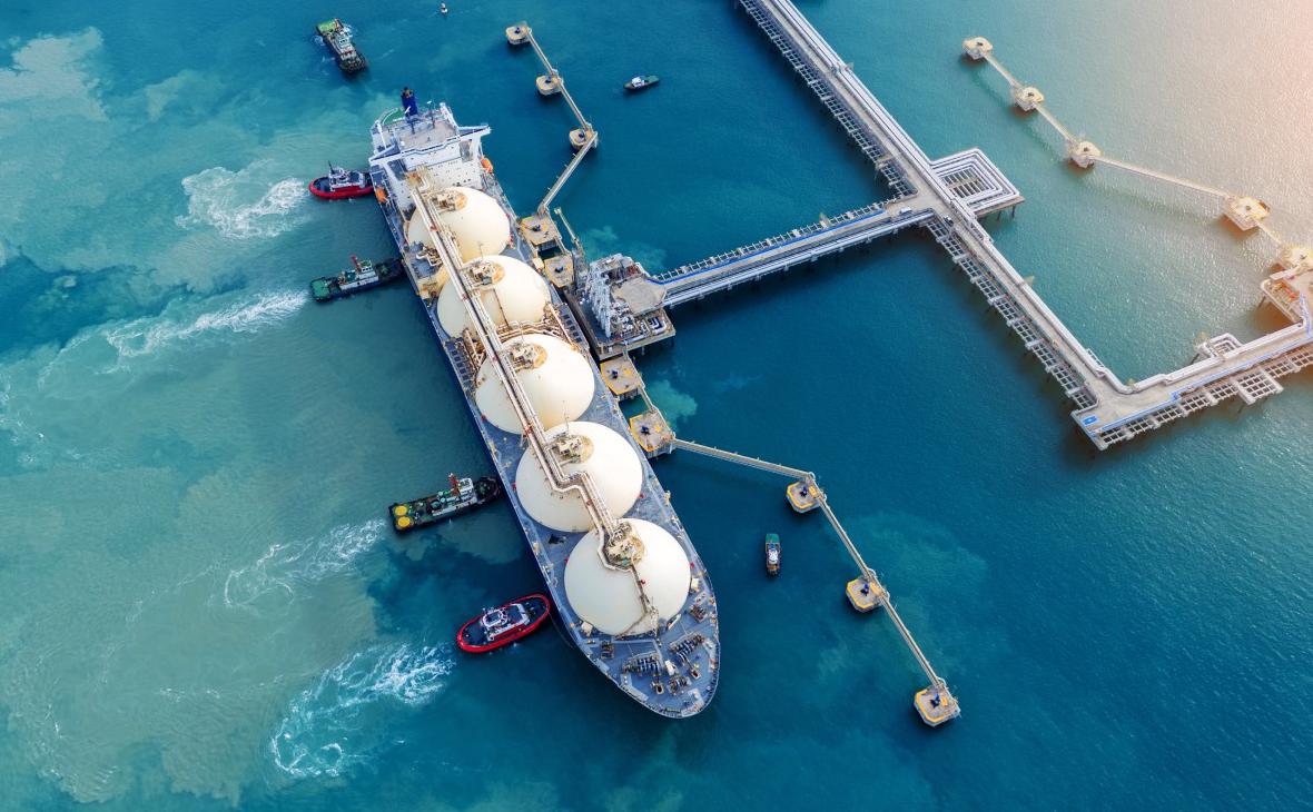 Цена на нефть Brent поднялась выше $90 за баррель впервые с конца июля