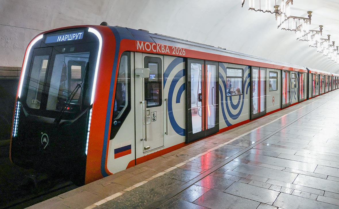 На Кольцевой линии метро увеличили интервалы из-за человека на путях
