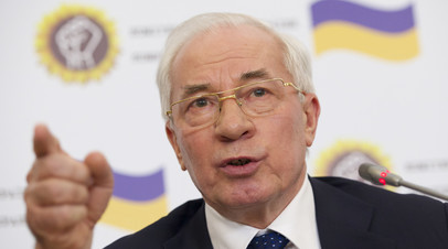 Азаров назвал бессмысленным проведение выборов на Украине