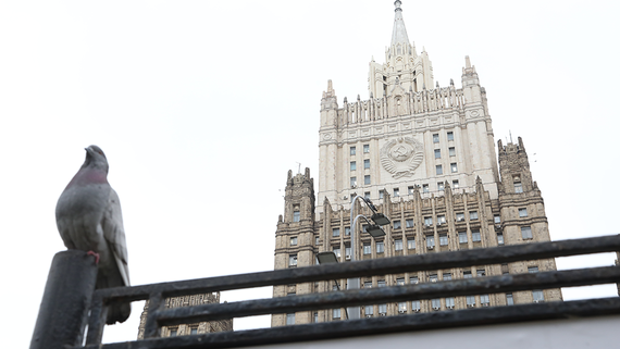 МИД заявил о несостоятельности призывов США уведомлять о пусках ракет