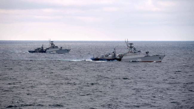 ВС России уничтожили патрульный катер в Черном море