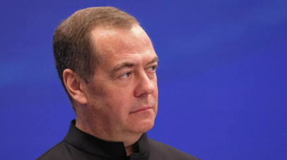 Медведев: в России возвращённых территорий будет всё больше