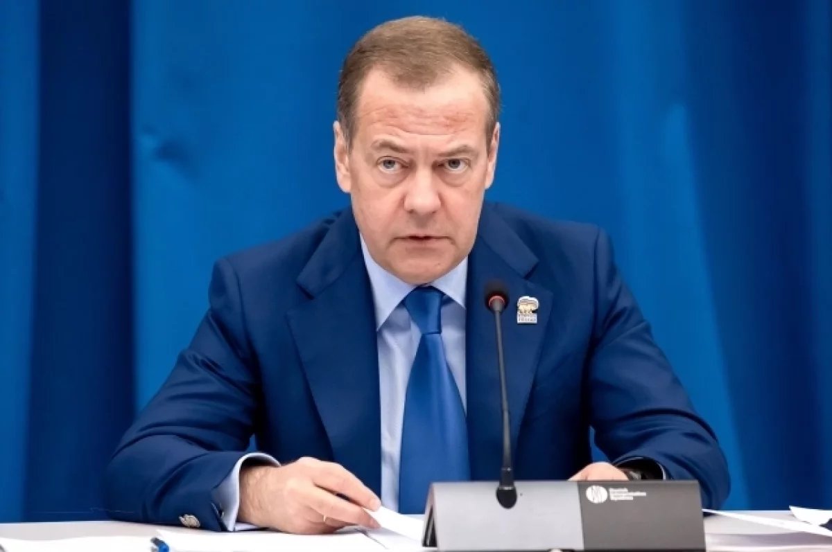 Медведев: Германия и Япония жаждут реванша после Второй мировой