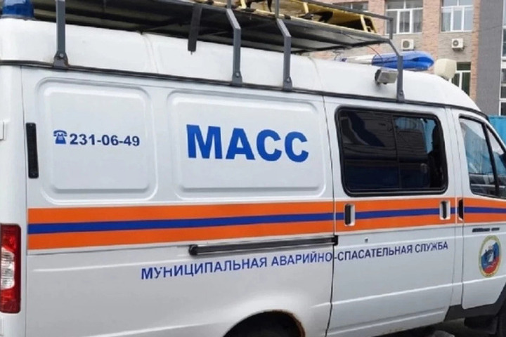 Новосибирец с ножом избил и удерживал женщину в общежитии на Ломоносова