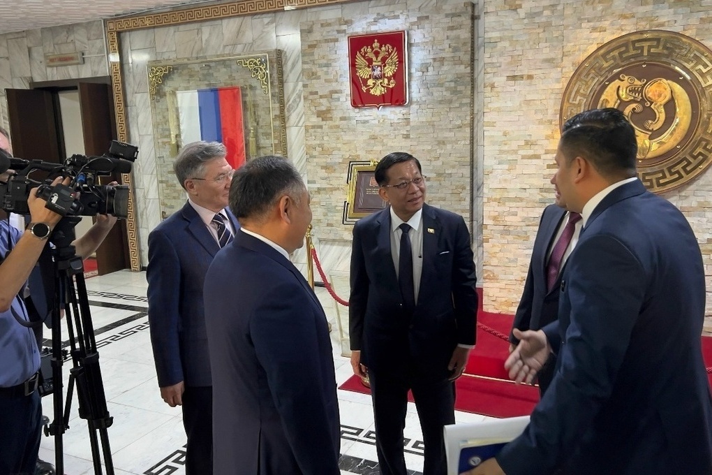 Вице-спикер Госдумы Шолбан Кара-оол назвал визит Президента Мьянмы в Туву историческим