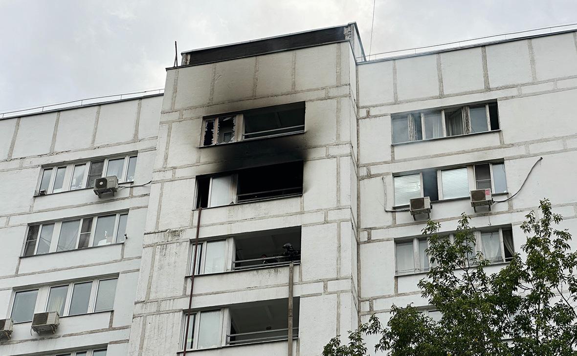 При пожаре в квартире в Москве эвакуировали шесть человек