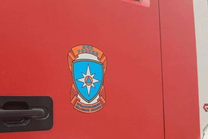 Пожарники Сочи показали детям технику и экипировку