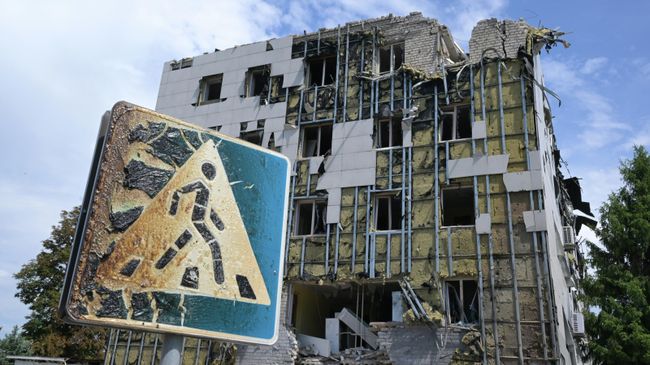 Запад покрывает преступления ВСУ в Старобельске, заявил Мирошник