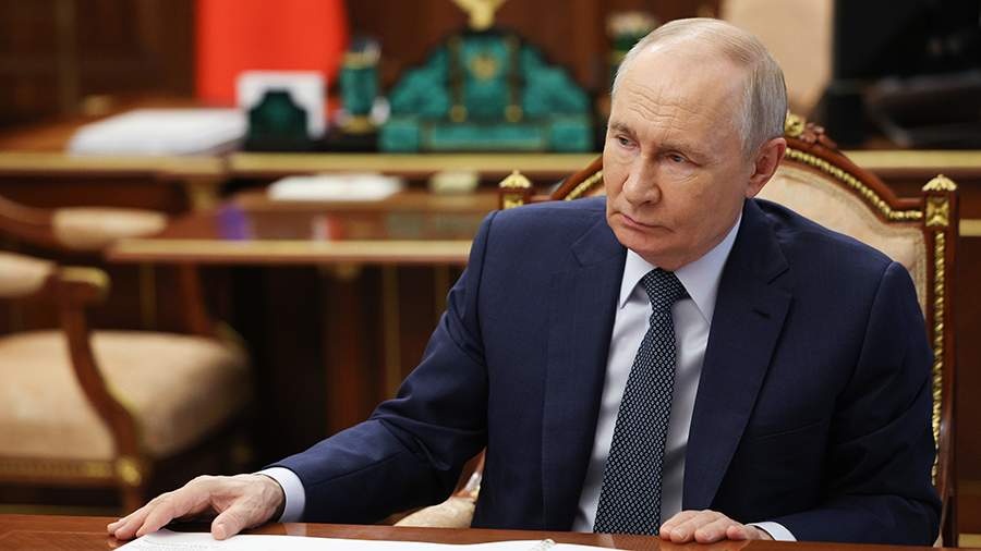 Путин на встрече с Травниковым обсудил развитие Новосибирской области