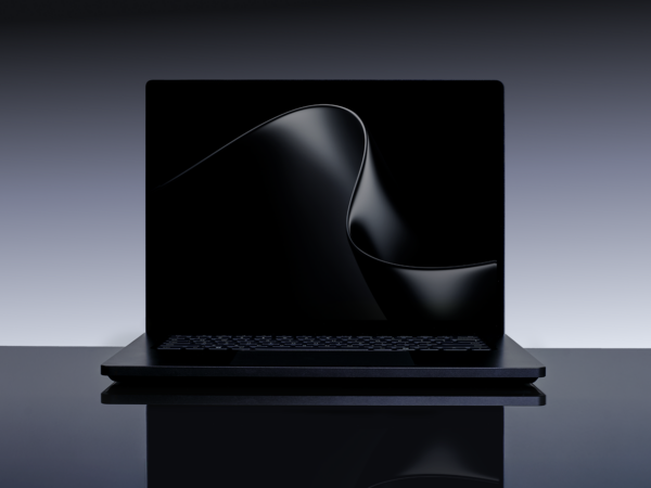 Изображение устройства Surface Laptop Ultra